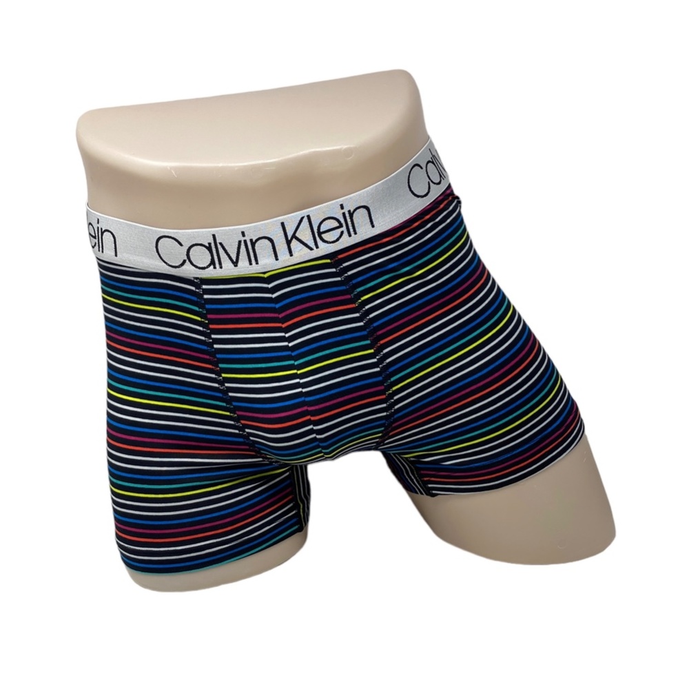 Calvin Klein Underwear 4 Pack Trunk Microfiber Men's Multicolor NP24300435 - Picture 2 of 9
